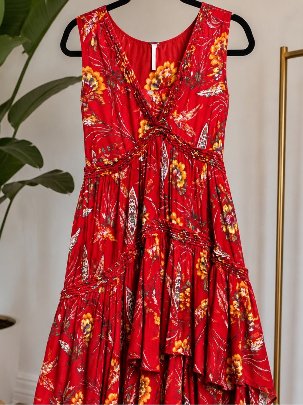 Free People Red Floral V-Neck Sleeveless Peplum Camisole